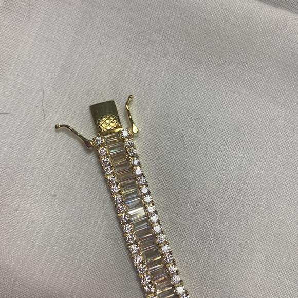 NWT JTV BELLA LUCE 29.49CTW ETERNO YELLOW BRACELET (17.40 CTW DEW) - Picture 2 of 6